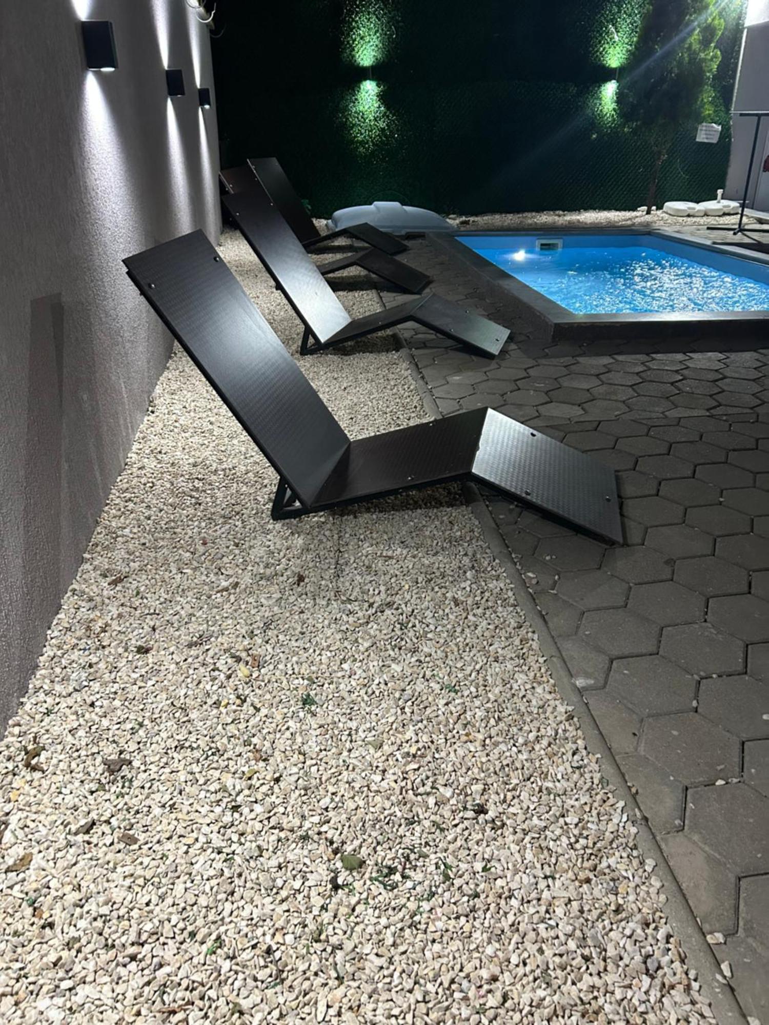 Apartment Private Pool By Day Off Skopje